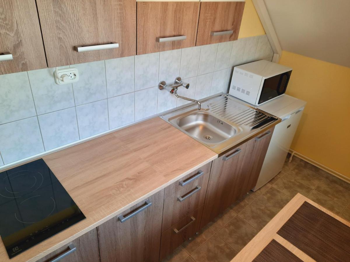 Apartmanhaz King Heviz Exterior photo