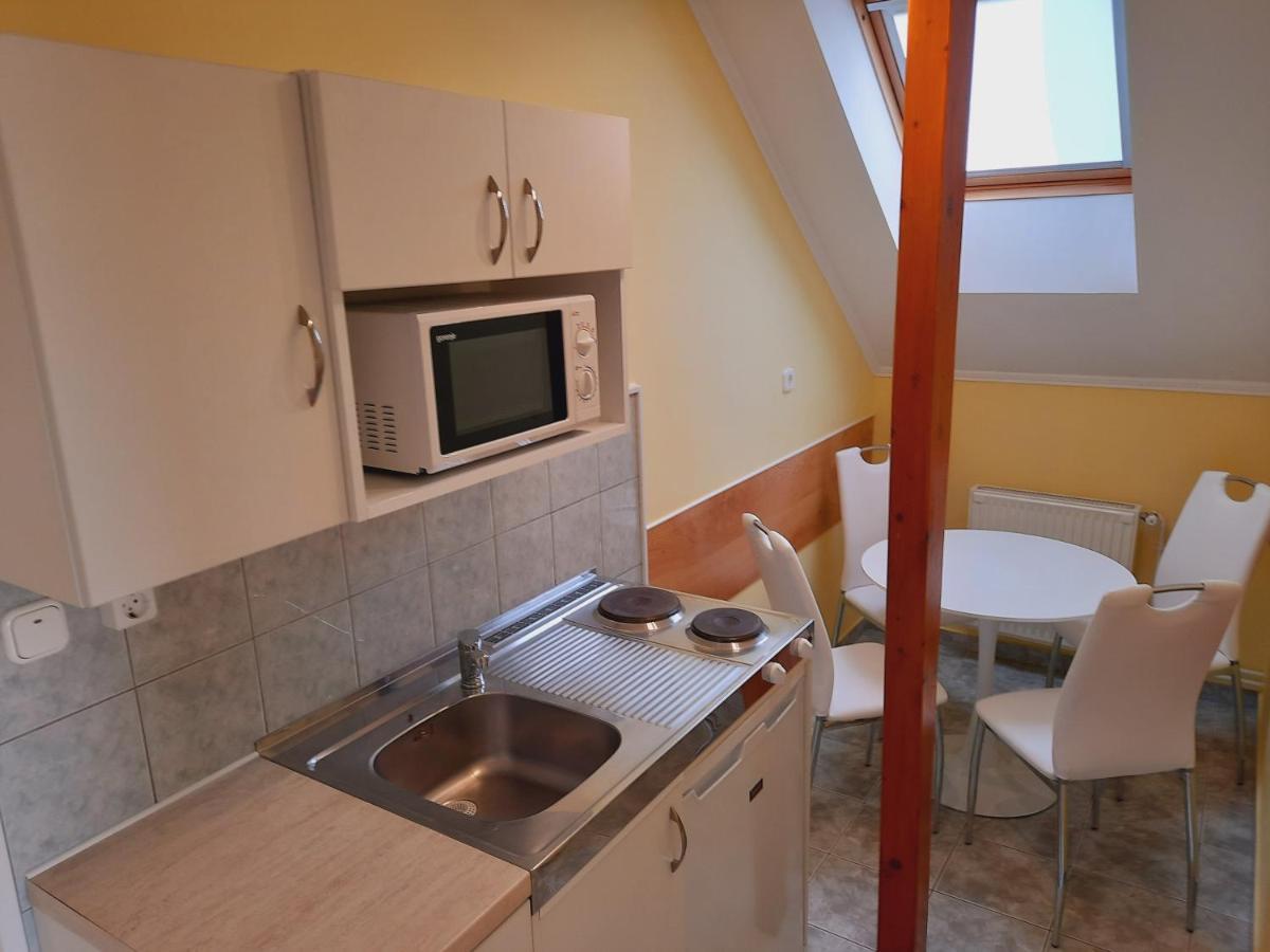 Apartmanhaz King Heviz Exterior photo