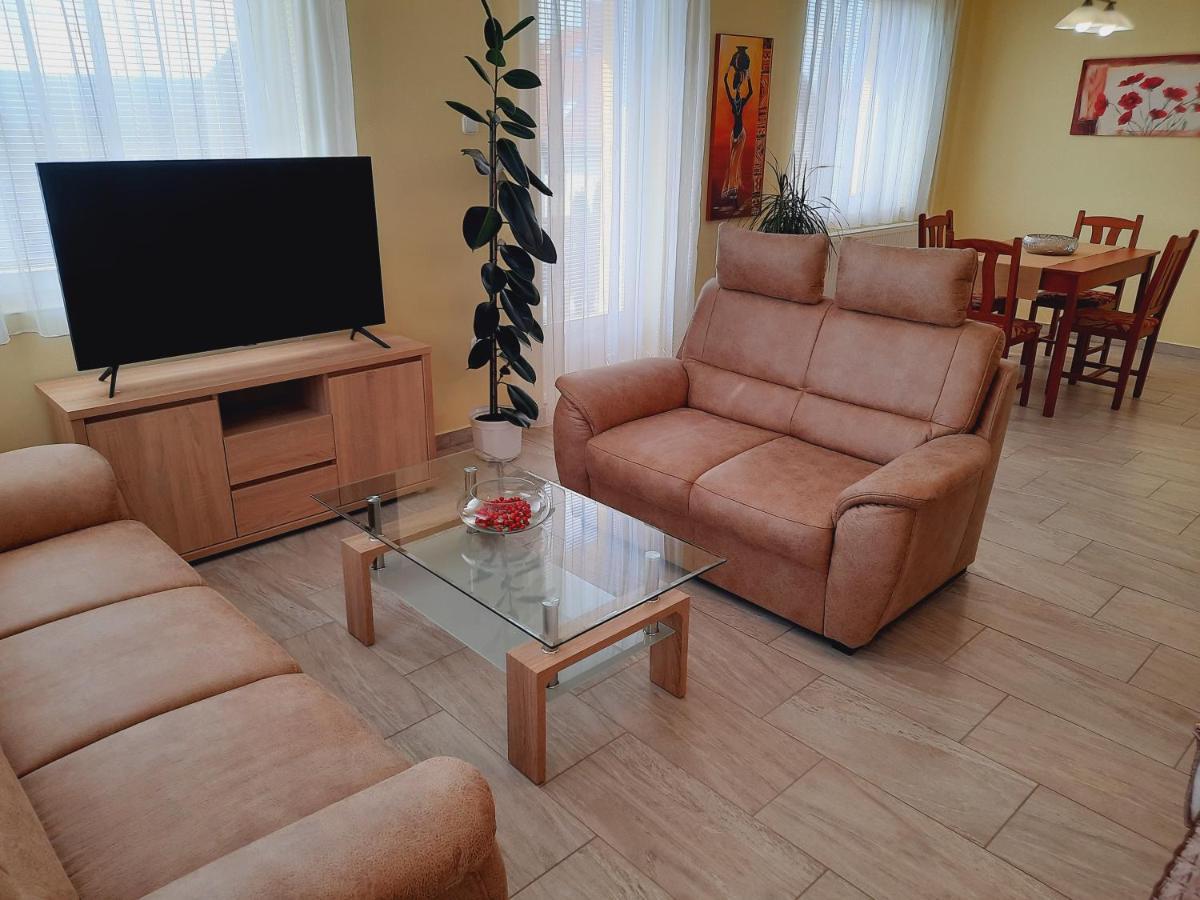 Apartmanhaz King Heviz Exterior photo