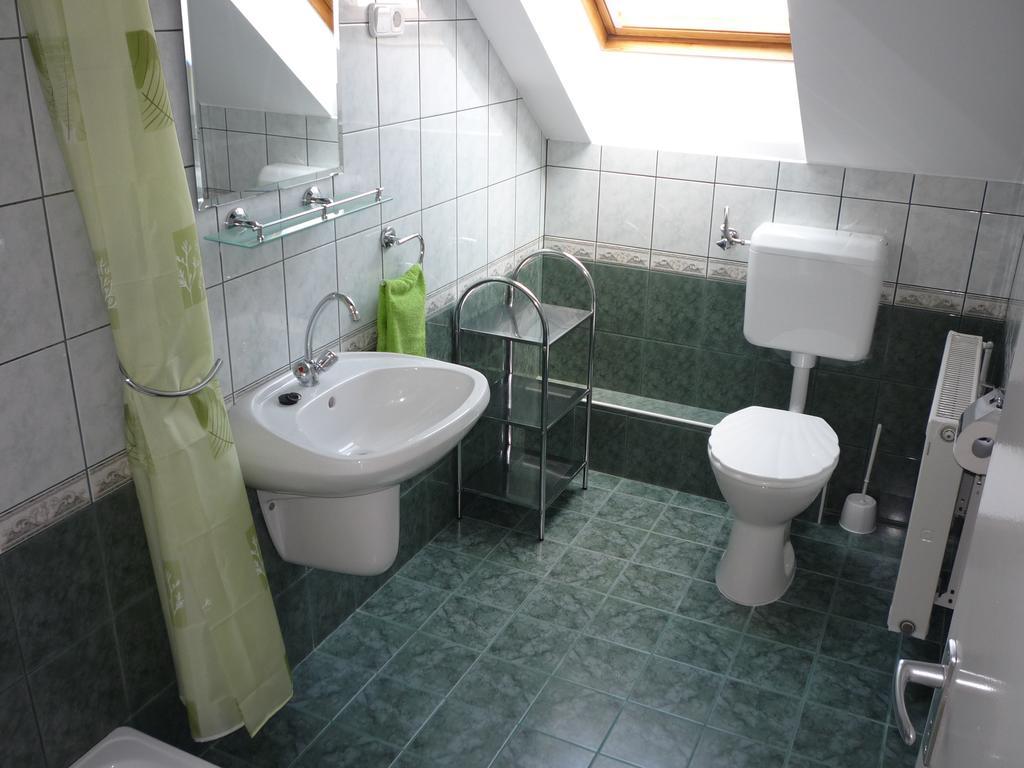 Apartmanhaz King Heviz Exterior photo